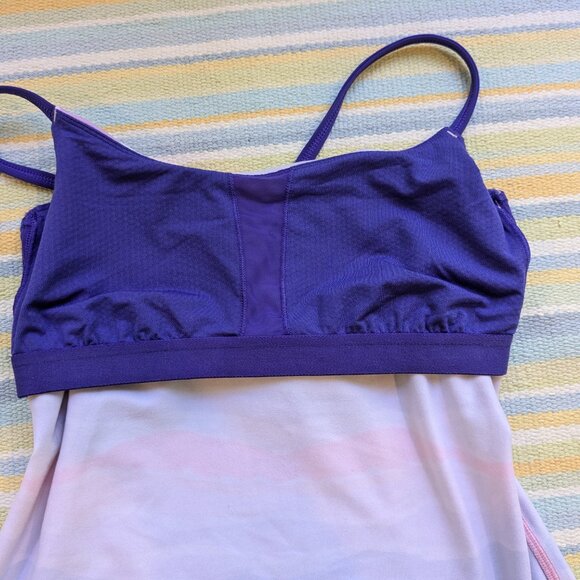 ⭐ Lululemon Dancing Warrior tank top size 6 - Picture 9 of 10
